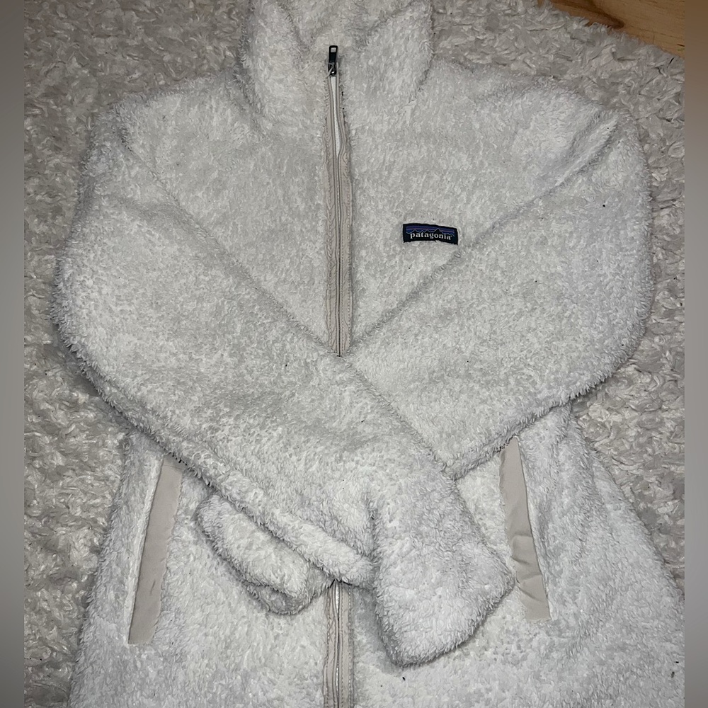 *✧･ﾟ: *✧･ﾟ: Patagonia zip up! *✧･ﾟ: *✧･ﾟ: